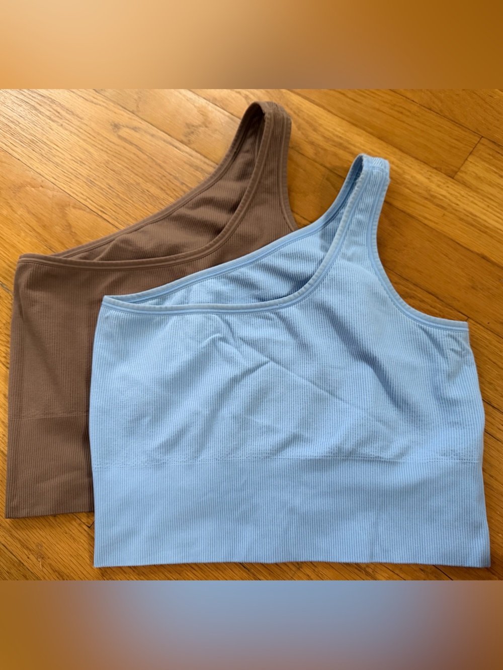 Athleta Aurora one sleeve cropped ribbed tank